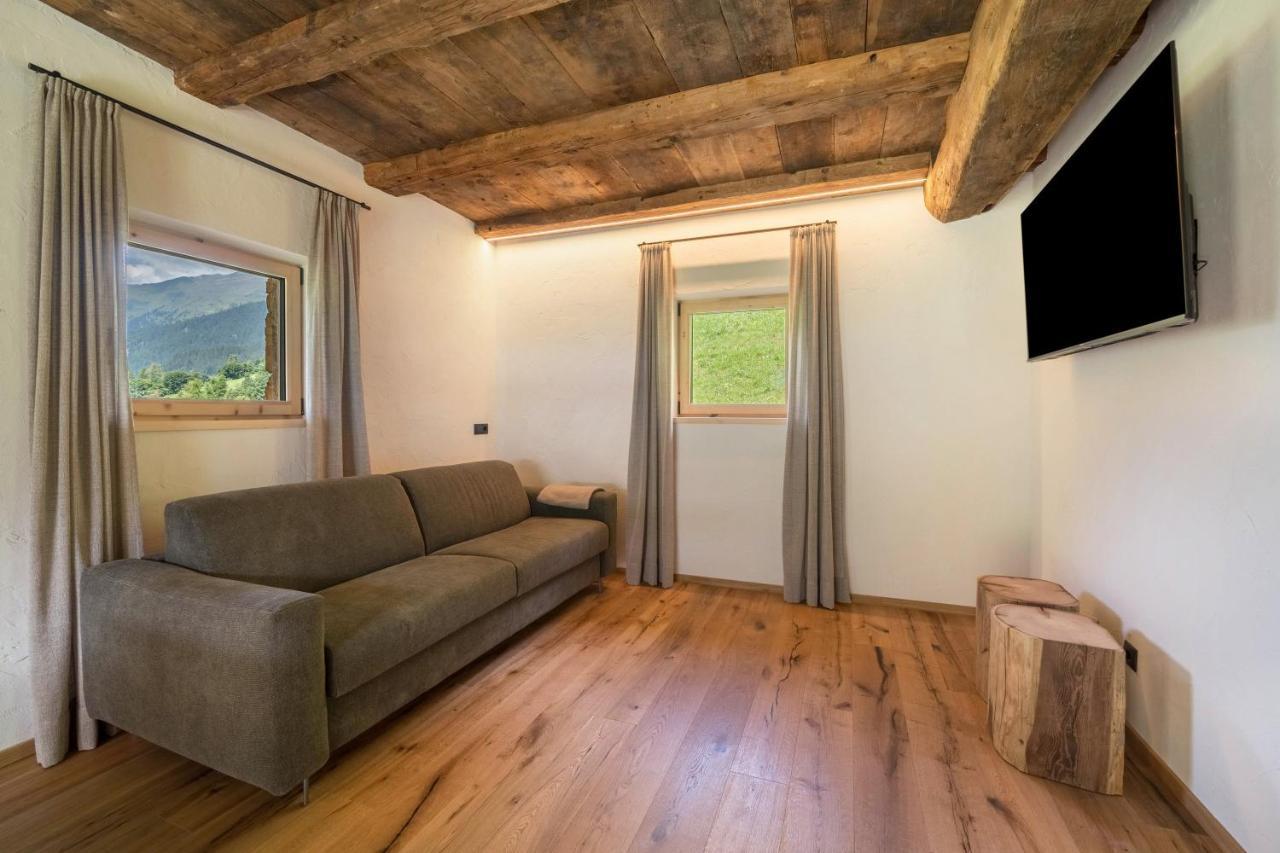 Chalet Zu Wosser San Leonardo in Passiria Exterior photo